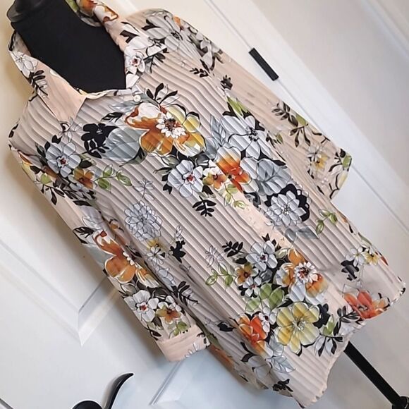 Floral blouse, polyester - Picture 1 of 7